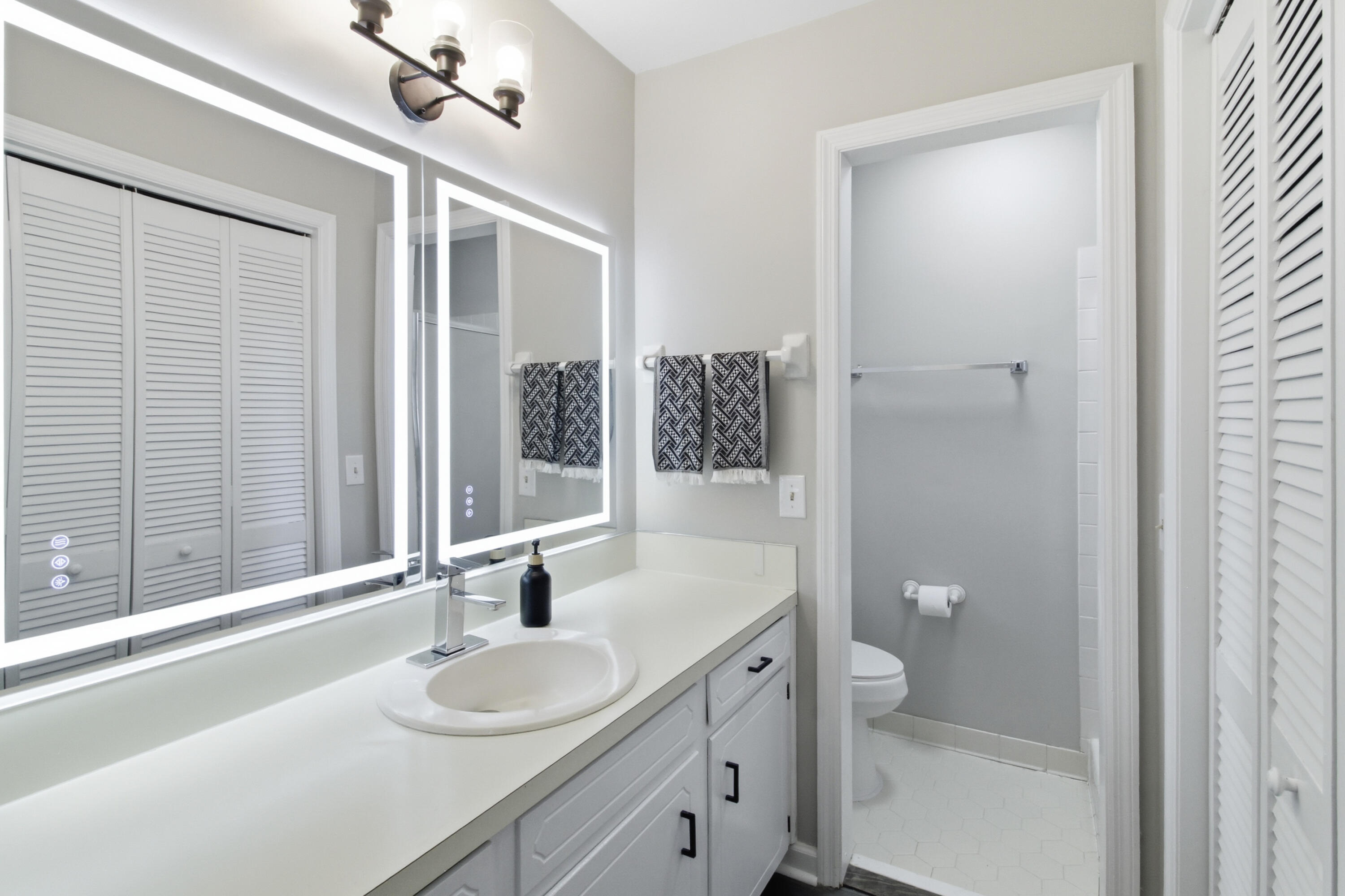 8110 Dearborne Road North Charleston, SC 29406 - Photo 27 of 38