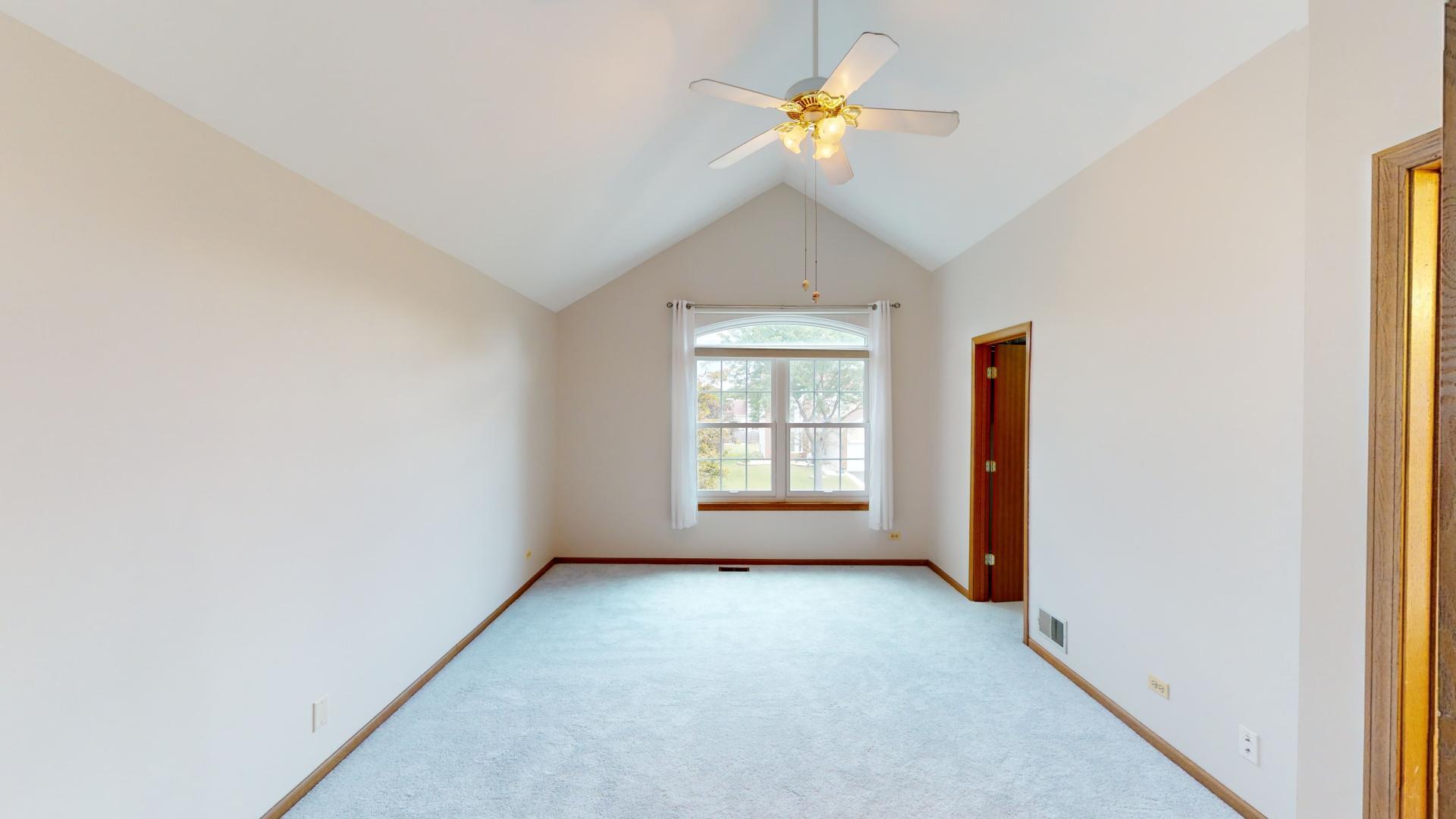 411 Windermere Way Lake In The Hills, IL 60156 - Photo 13 of 37
