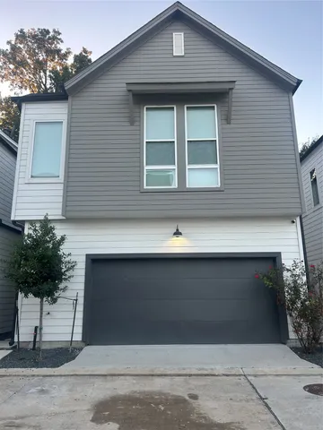 $2,600 | 4605 Lavatera Street, Houston, TX 77018