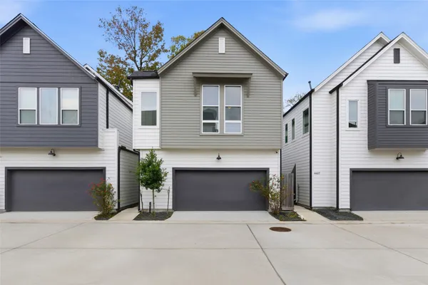 $2,350 | 4605 Lavatera Street, Houston, TX 77018