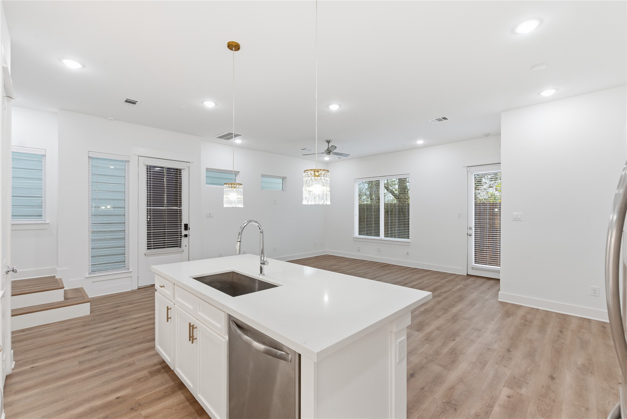 4605 Lavatera Street Houston, TX 77018 - Photo 19 of 39