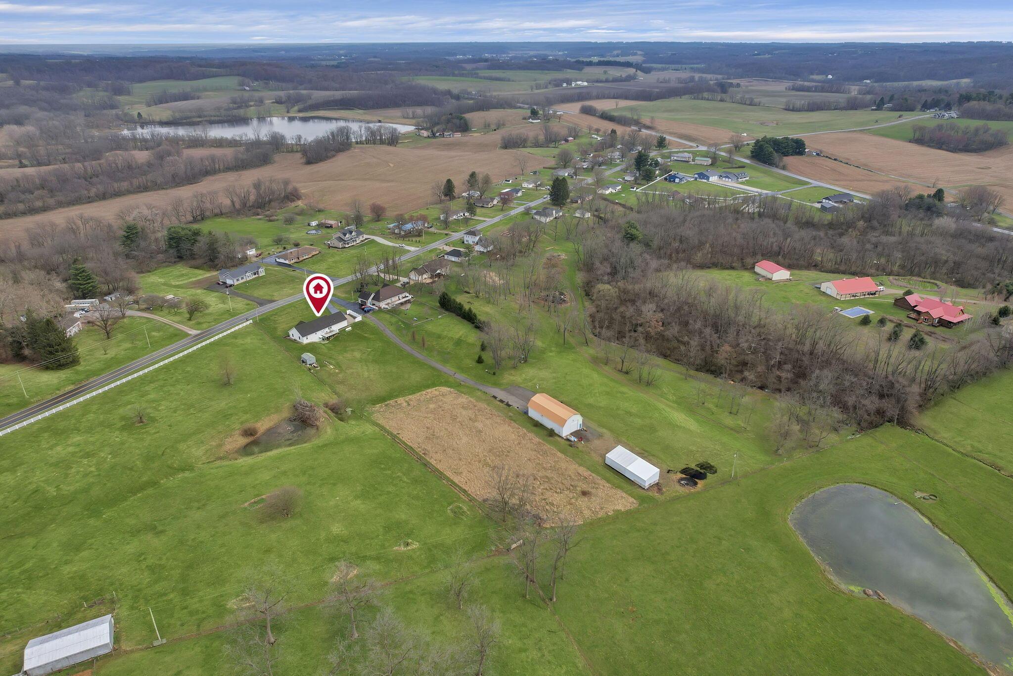 345 Lake Road Northeast Lancaster, OH 43130 - Photo 73 of 74 73-web-or-mls-DJI_0186 - Copy