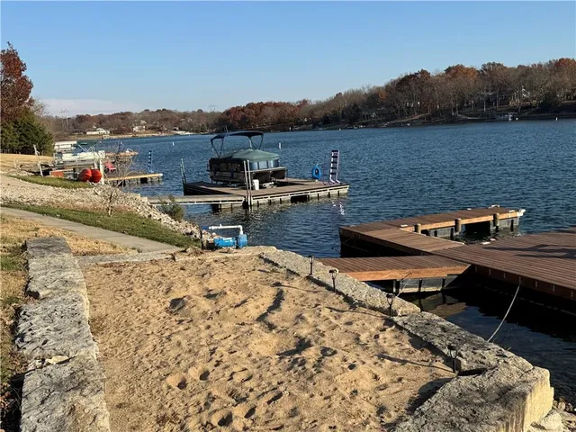 $650,000 | 190-193 Timber Valley Drive, Linn Valley, KS 66040