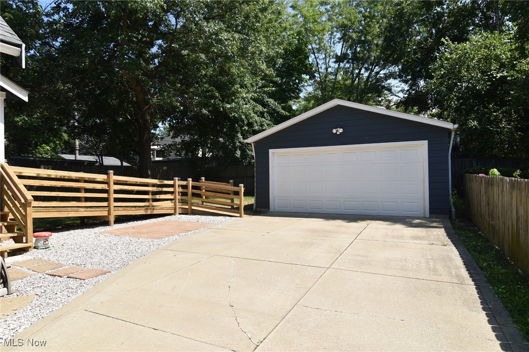 2657 Shaker Road Cleveland Heights, OH 44118 - Photo 38 of 45