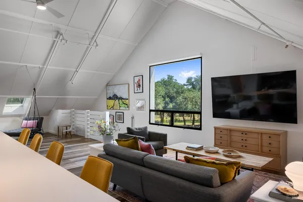 $6,995,000 | 100 Trinity Road, Glen Ellen, CA 95442