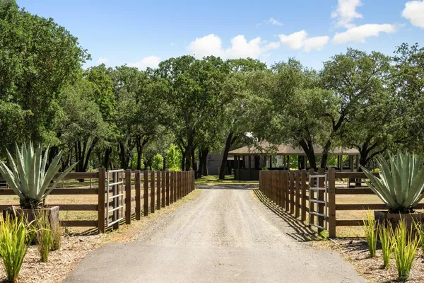 $6,995,000 | 100 Trinity Road, Glen Ellen, CA 95442