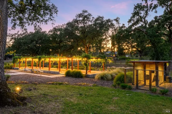 $6,995,000 | 100 Trinity Road, Glen Ellen, CA 95442