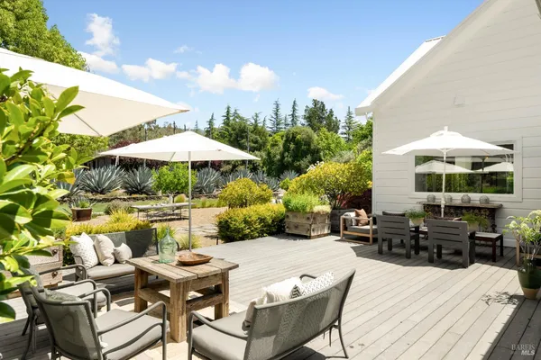 $6,995,000 | 100 Trinity Road, Glen Ellen, CA 95442