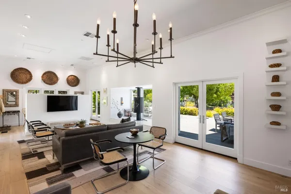 $6,995,000 | 100 Trinity Road, Glen Ellen, CA 95442