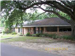 100 Hornsby Road Lafayette, LA 70506 - Photo 1 of 4 Primary Photo
