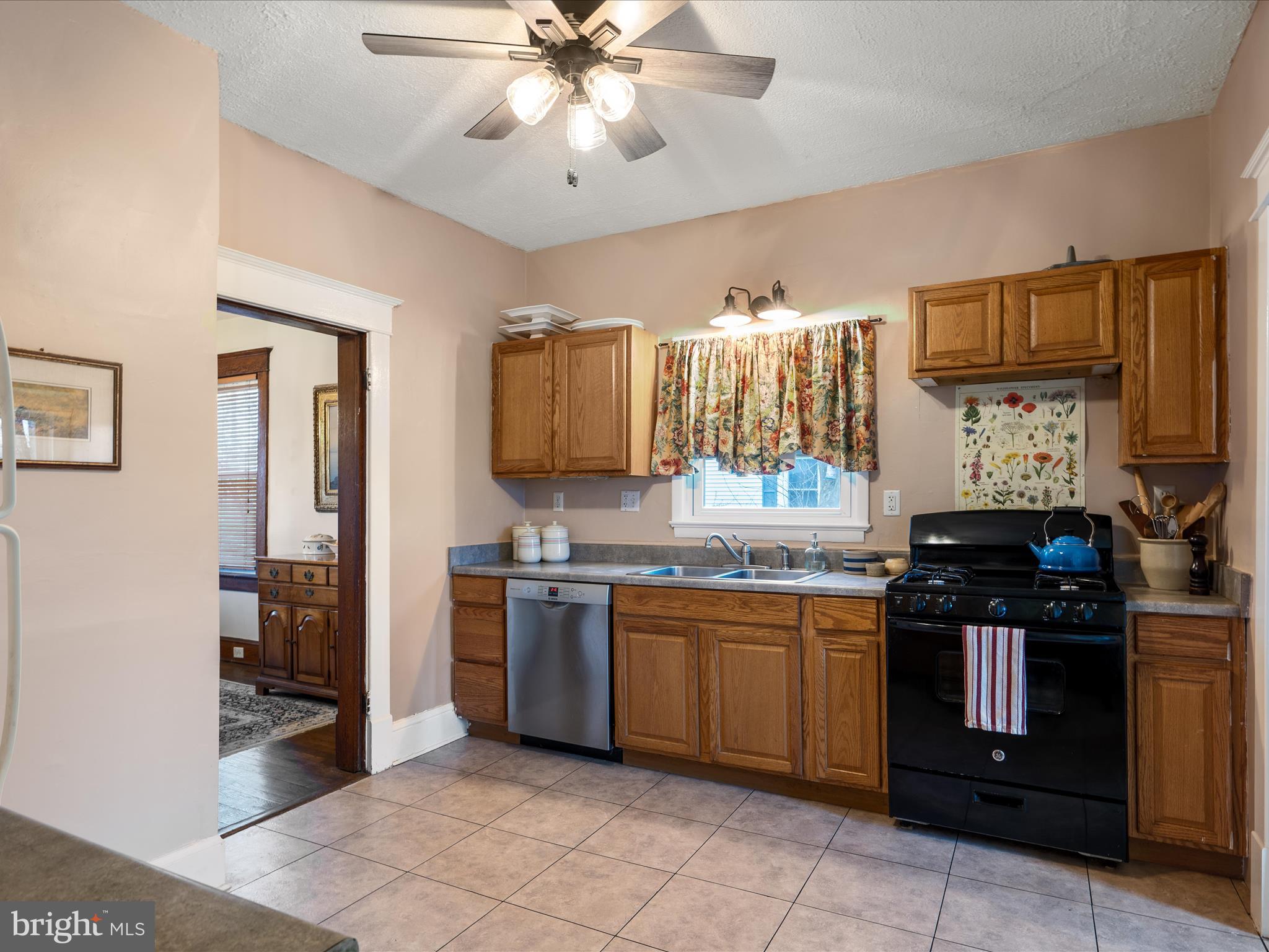 1314 Reliance Road Middletown, VA 22645 - Photo 17 of 54 Kitchen