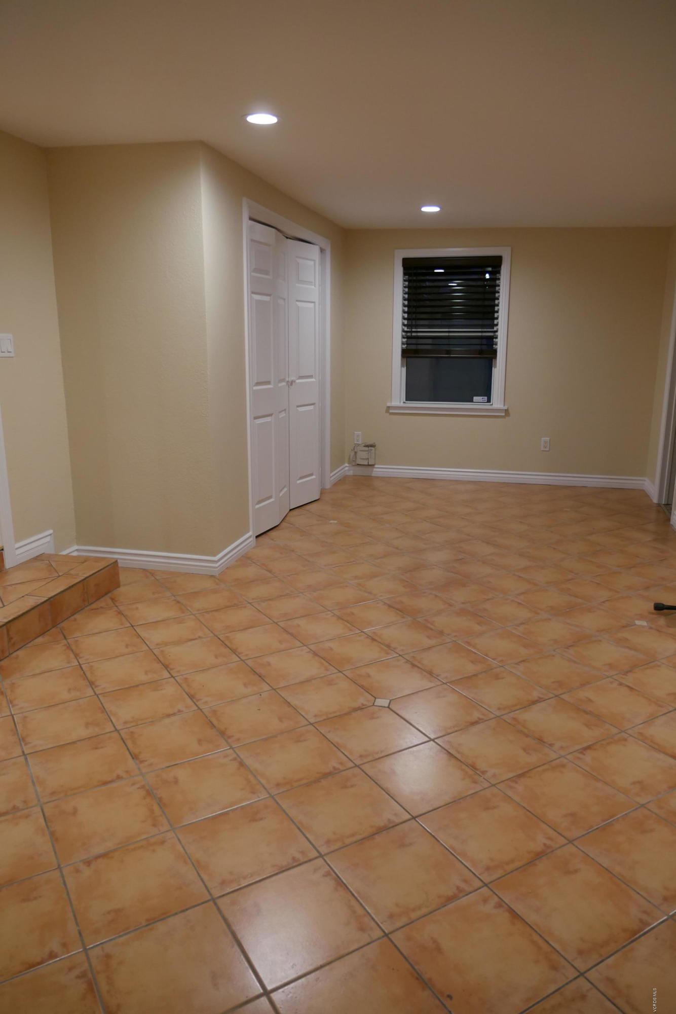 100 North H Street Oxnard, CA 93030 - Photo 9 of 24 P1180941