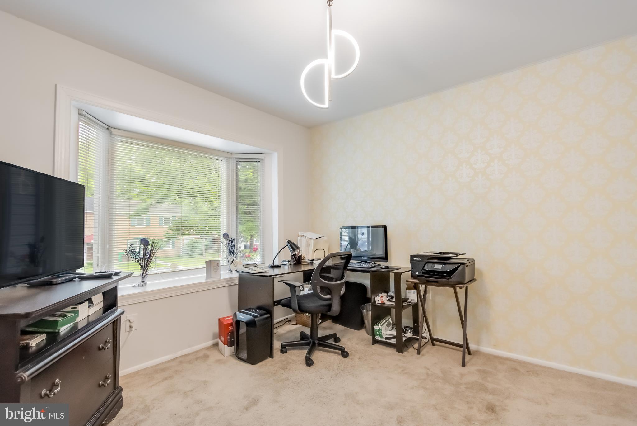 12141 Dove Circle Laurel, MD 20708 - Photo 4 of 34