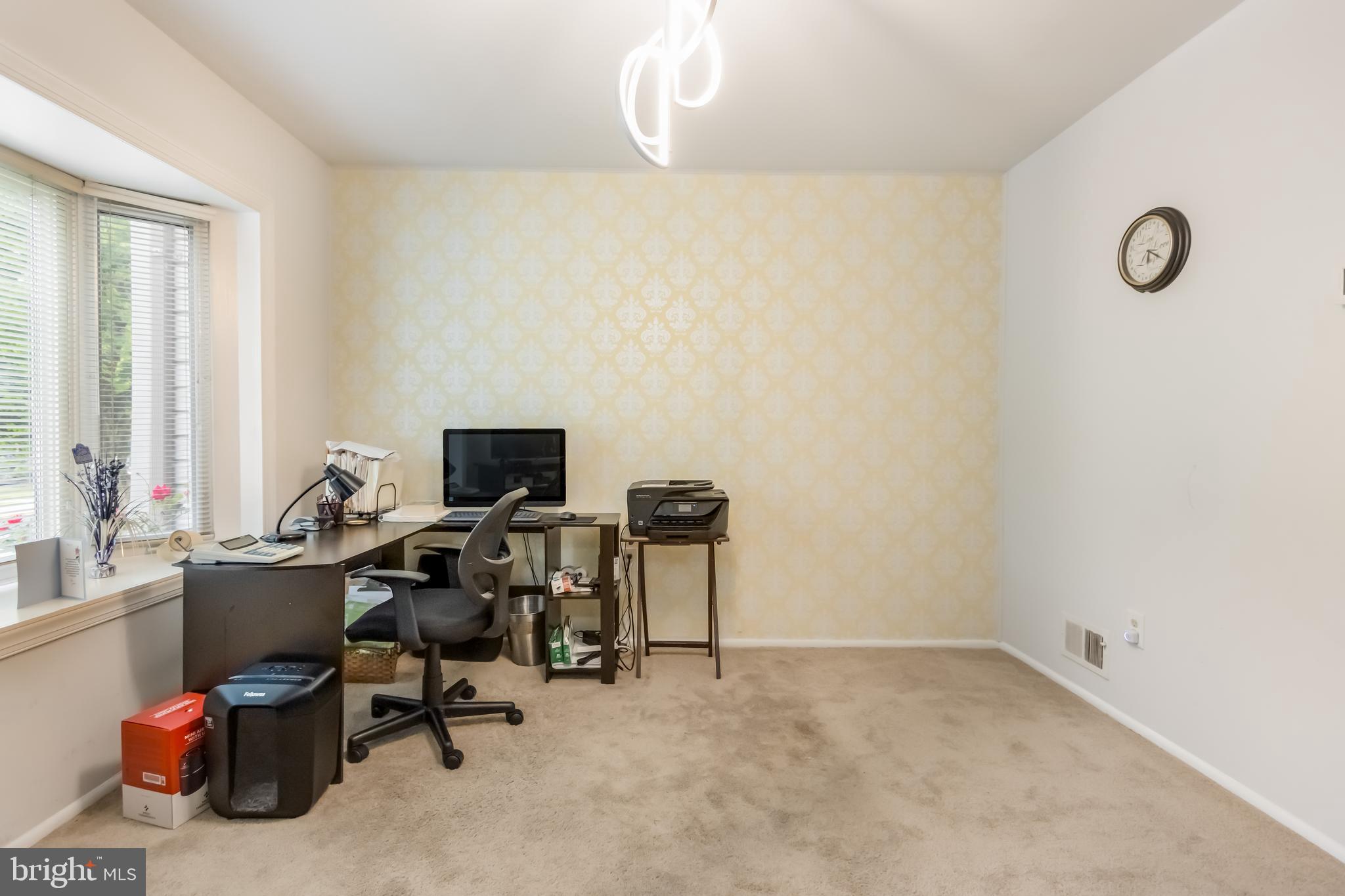 12141 Dove Circle Laurel, MD 20708 - Photo 5 of 34