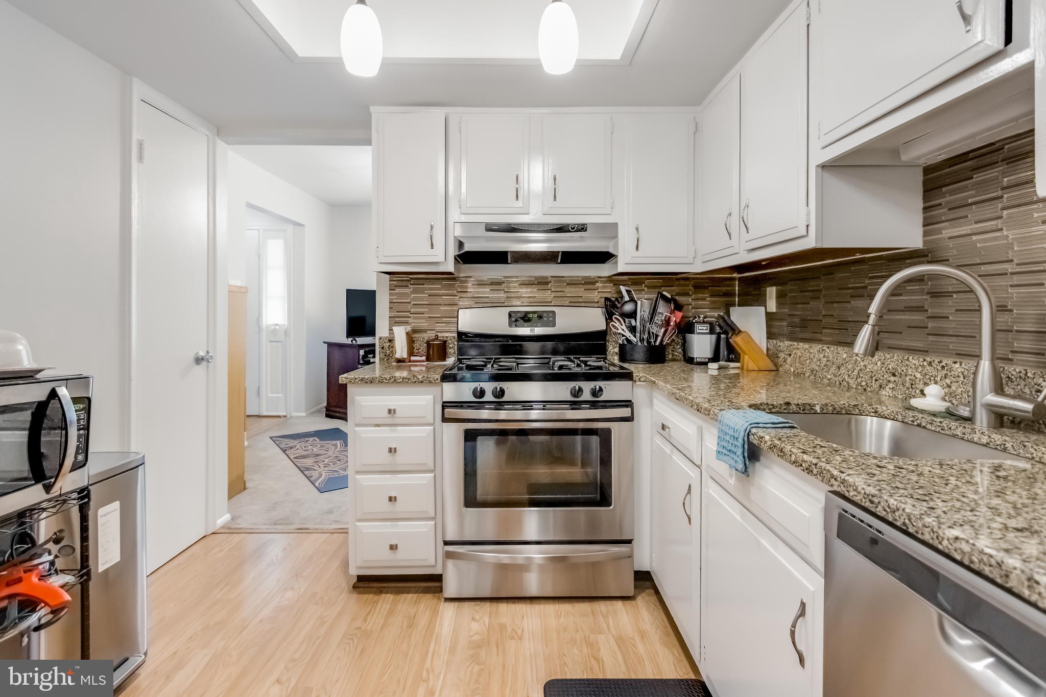 12141 Dove Circle Laurel, MD 20708 - Photo 8 of 34