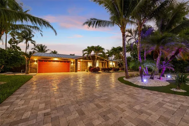 $2,099,000 | 2761 Northeast 57th Court, Fort Lauderdale, FL 33308