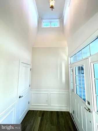 a view of walk in closet
