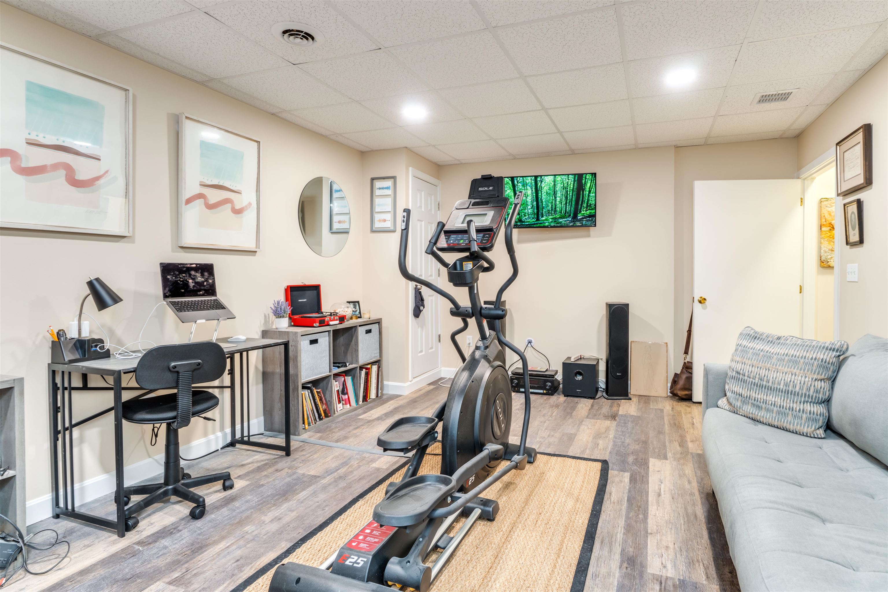 10 Thornhill Road Stratham, NH 03885 - Photo 16 of 23