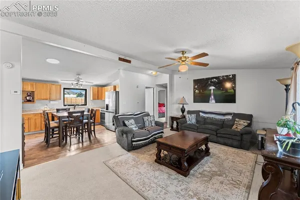 $249,900 | 956 South Countryside Lane, Pueblo, CO 81007