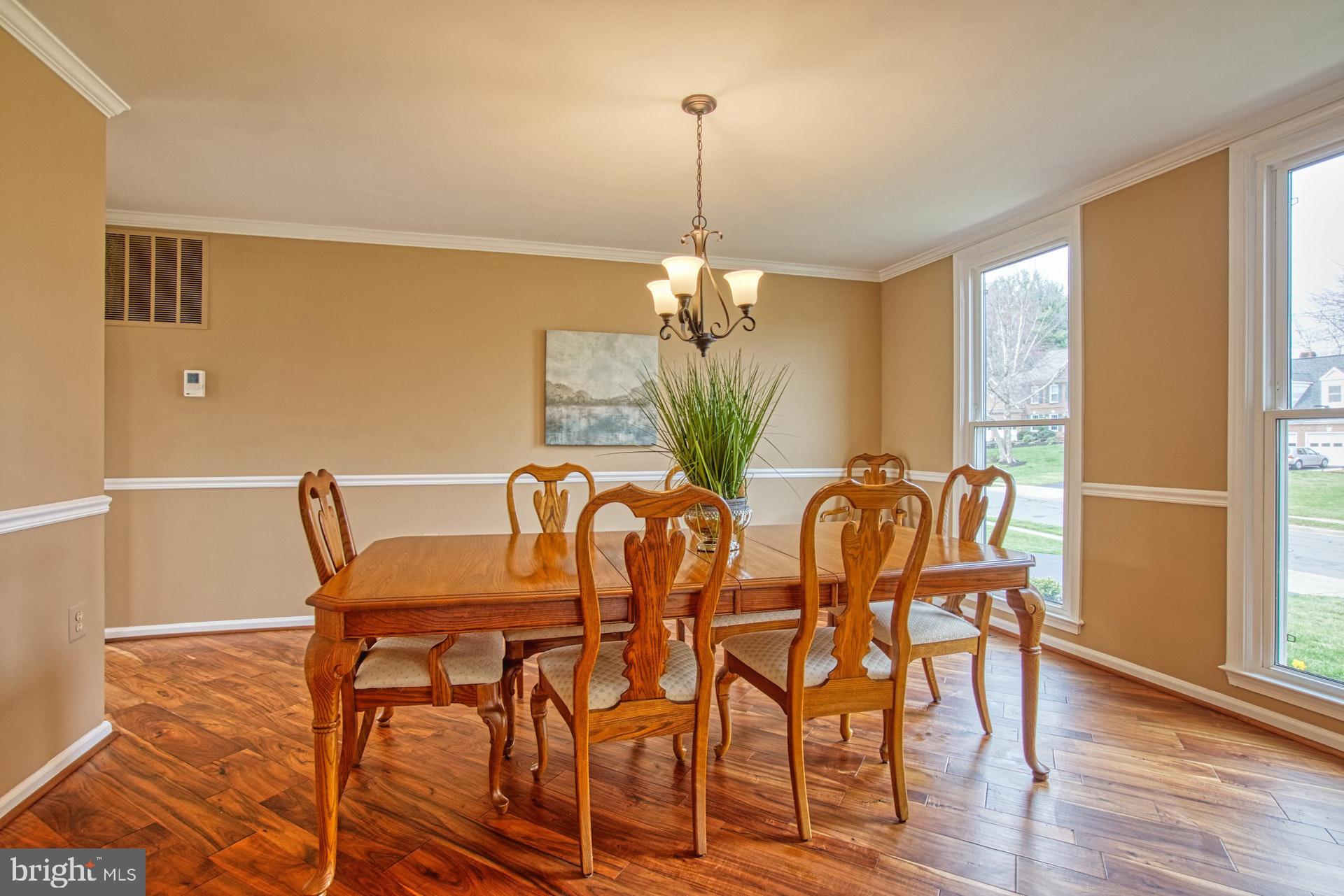 719 Old Hunt Way Herndon, VA 20170 - Photo 12 of 58 Immaculate Home Shows Pride of Ownership