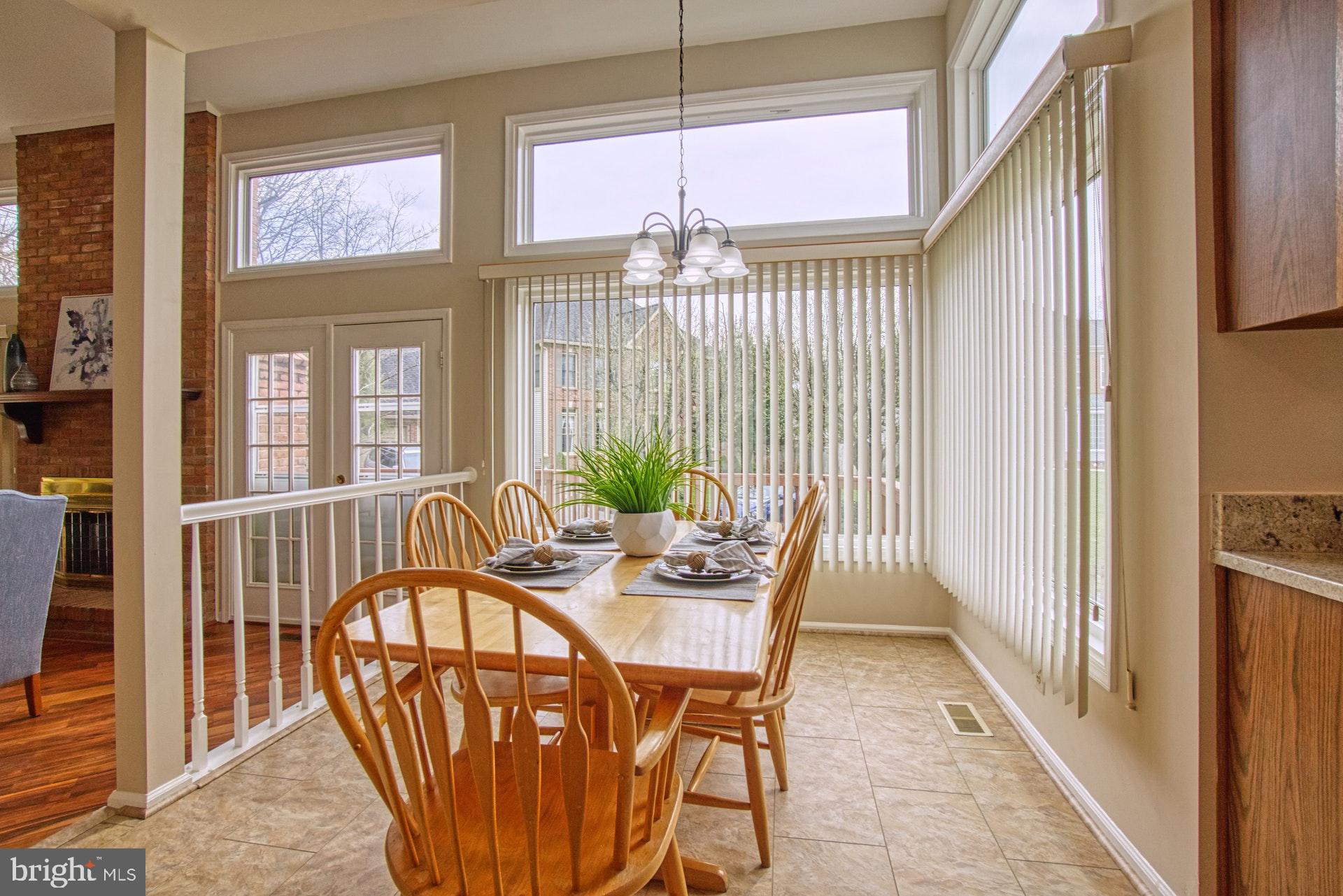 719 Old Hunt Way Herndon, VA 20170 - Photo 9 of 58 Bright Welcoming Breakfast Area