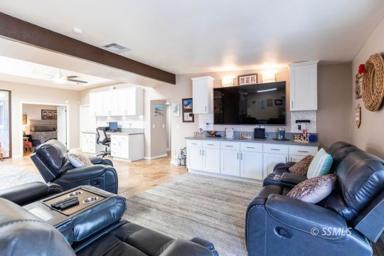 412 West Howell Avenue Ridgecrest, CA 93555 - Photo 9 of 39