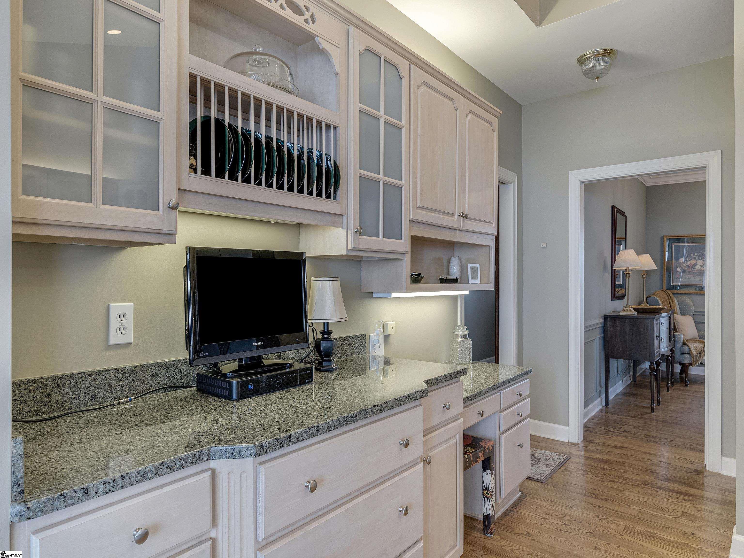 2 Raven Road Landrum, SC 29356 - Photo 11 of 36 Gallery Image 11