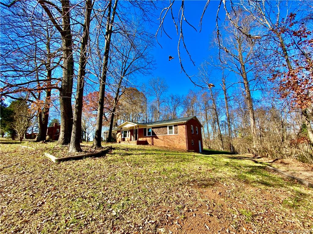 265 Cambridge Road Lexington, NC 27292 - Photo 3 of 43 Gallery Image 3