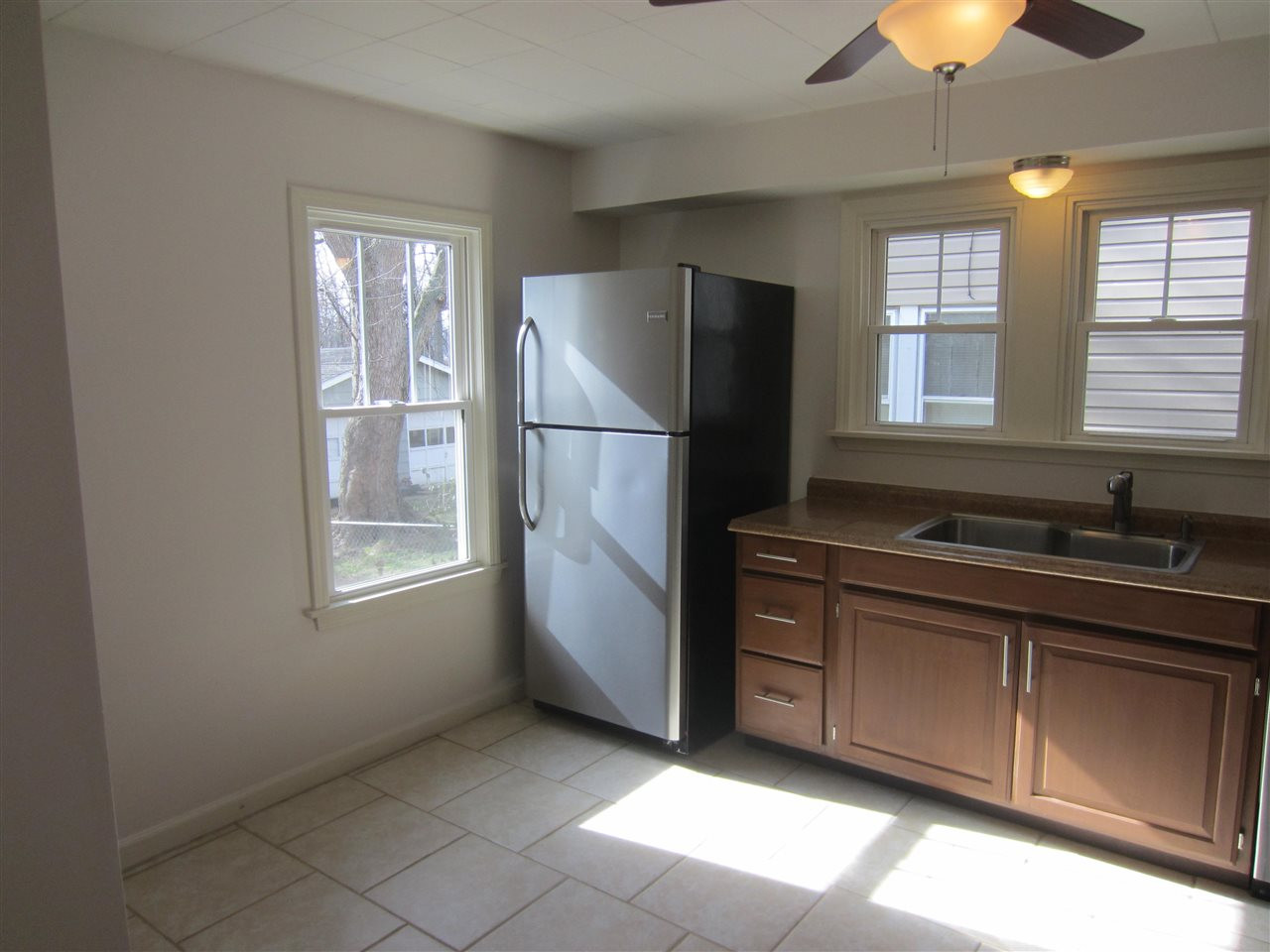 46 Ridgeway Avenue Florence, KY 41042 - Photo 3 of 14 Gallery Image 3