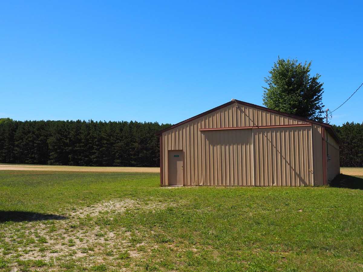 4106 Waug Road Benzonia, MI 49616 - Photo 10 of 30