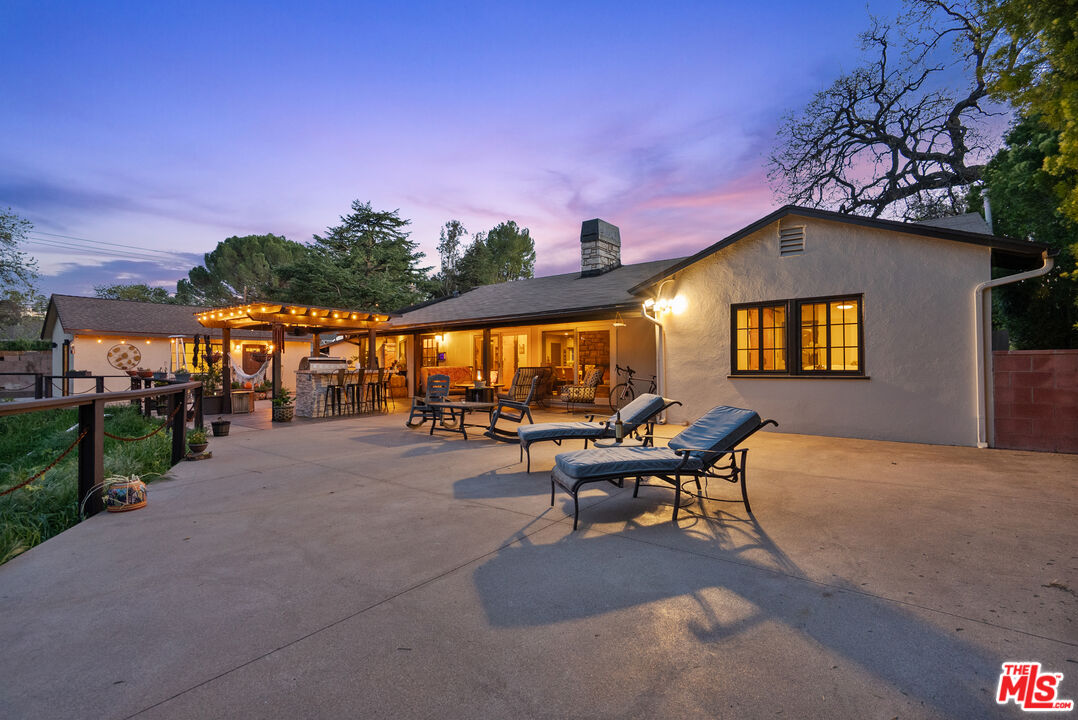 24316 Arcadia Street Newhall, CA 91321 - Photo 2 of 41