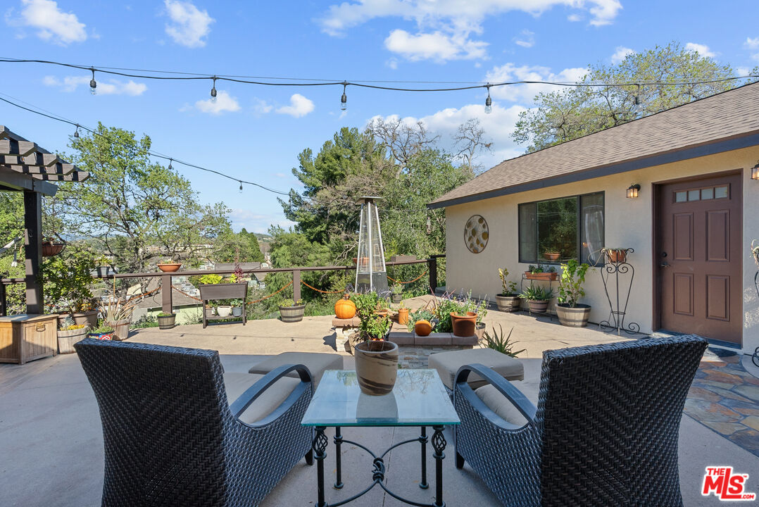 24316 Arcadia Street Newhall, CA 91321 - Photo 31 of 41