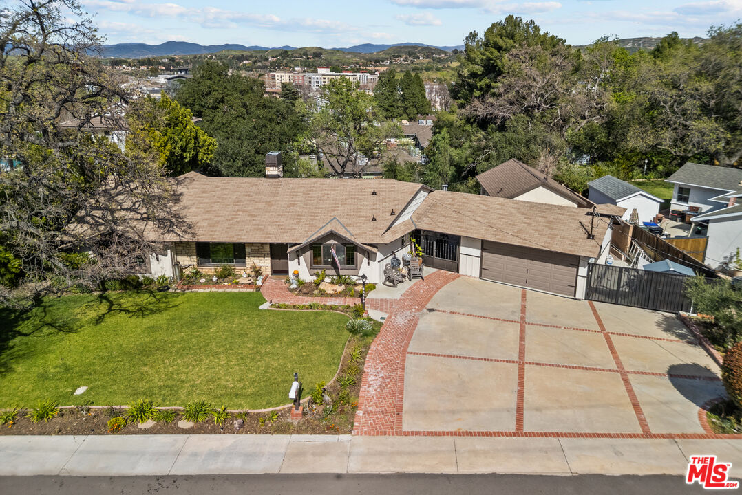 24316 Arcadia Street Newhall, CA 91321 - Photo 38 of 41