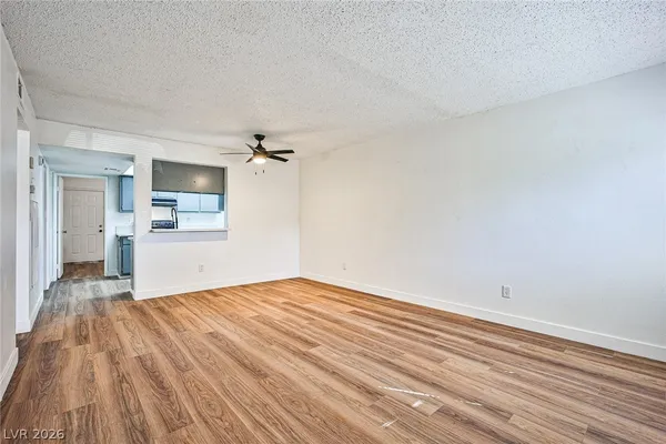 $1,550 | 3585 Arville Street, Unit 403A, Las Vegas, NV 89103