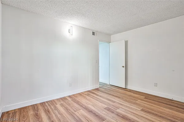 $1,550 | 3585 Arville Street, Unit 403A, Las Vegas, NV 89103