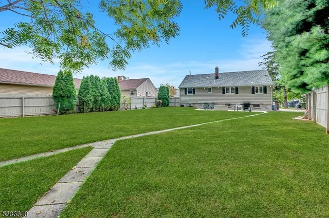 $449,900 | 22 Chestnut Street, Bloomingdale, NJ 07403