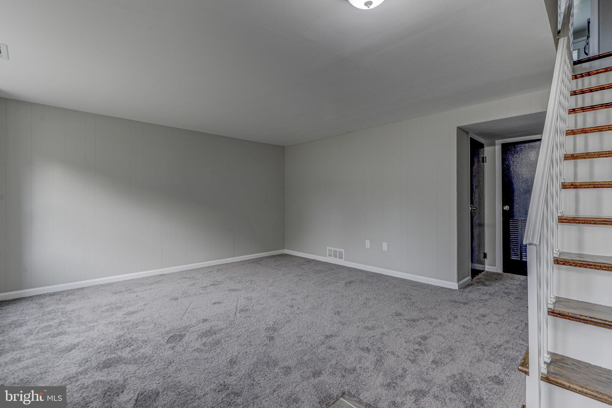 6317 Falkirk Road Baltimore, MD 21239 - Photo 25 of 31