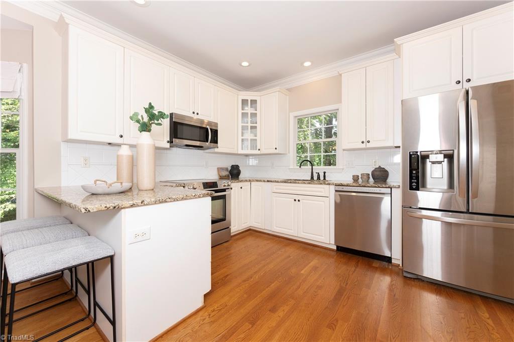 4310 Clarksburg Road Clemmons, NC 27012 - Photo 9 of 32 Kitchen