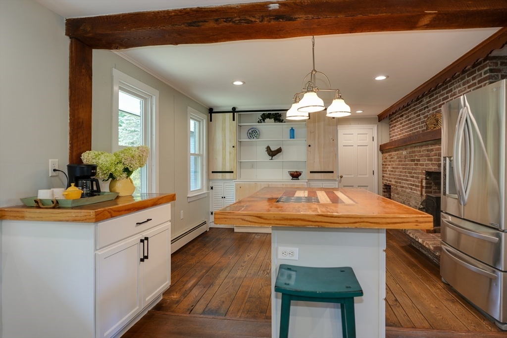 68 Old Harvard Road Bolton, MA 01740 - Photo 9 of 39 Gallery Image 9