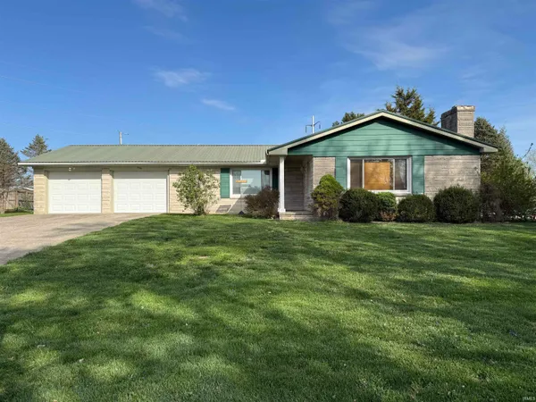 $239,900 | 404 West 10th Street, Oolitic, IN 47451