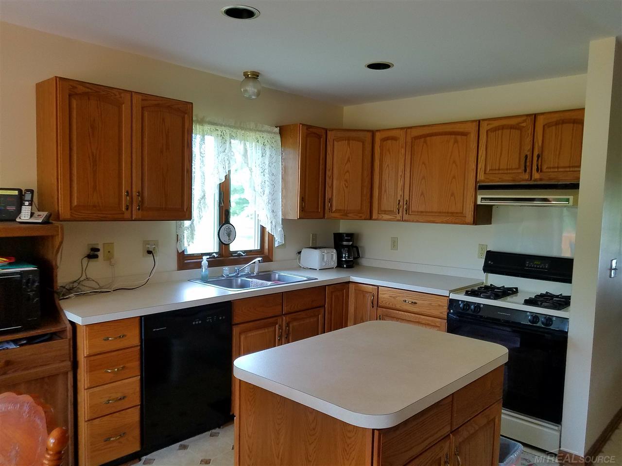 7666 Brockway Road Melvin, MI 48454 - Photo 3 of 24 31329956-2.JPG
