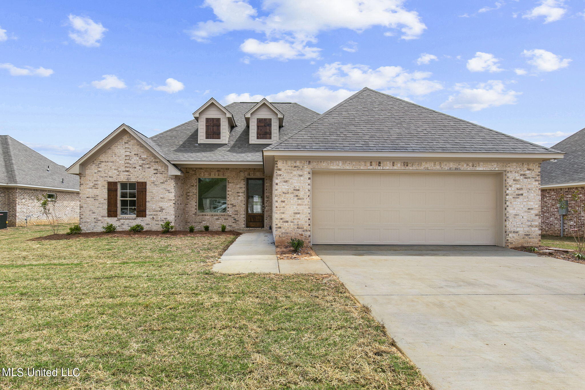 109 Porter Ridge Canton, MS 39046 - Photo 6 of 36 1-web-or-mls-119 Porter Ridge-1