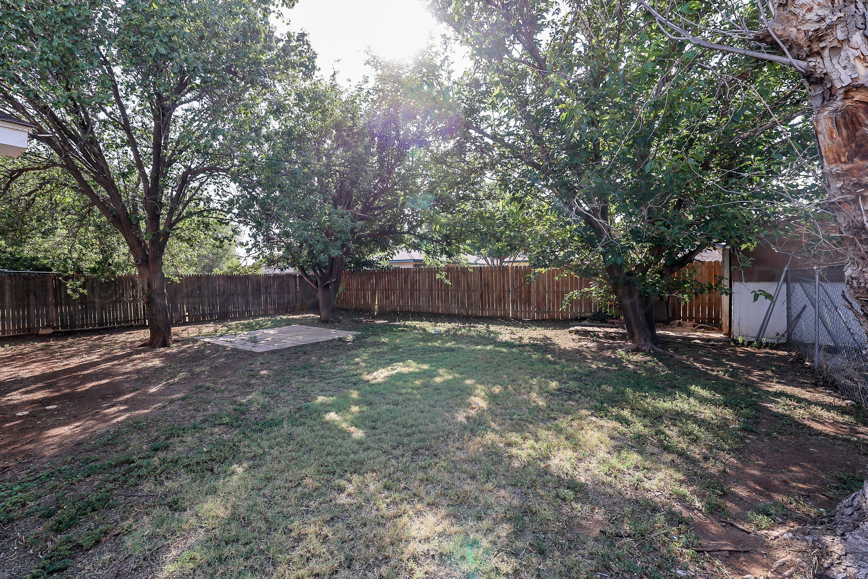 5142 Royce Drive Amarillo, TX 79110 - Photo 21 of 22 21-Backyard