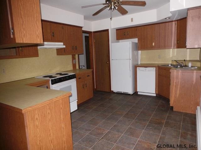 294 3rd Avenue Rensselaer, NY 12144 - Photo 11 of 25 Photo 11