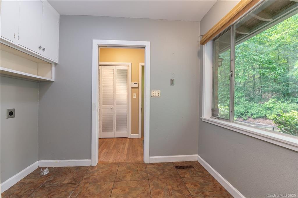 361 Doubleday Road Tryon, NC 28782 - Photo 9 of 34