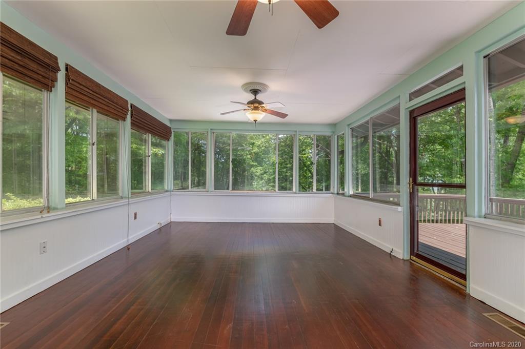 361 Doubleday Road Tryon, NC 28782 - Photo 10 of 34