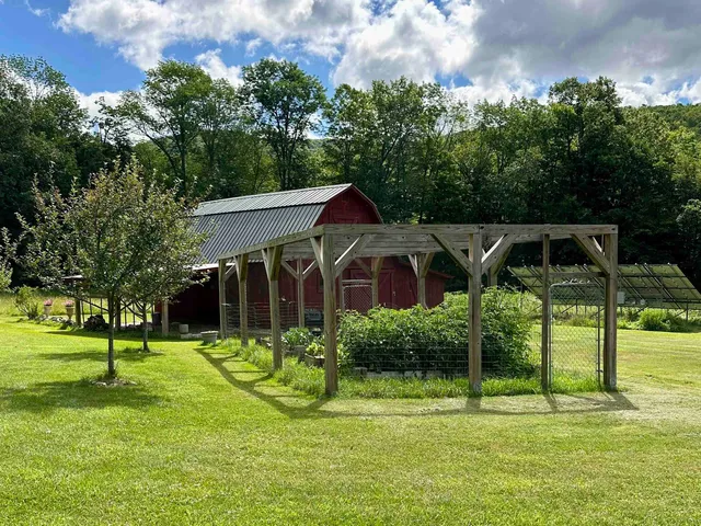 $479,000 | 1376 Shaftsbury Hollow Road, Shaftsbury, VT 05257
