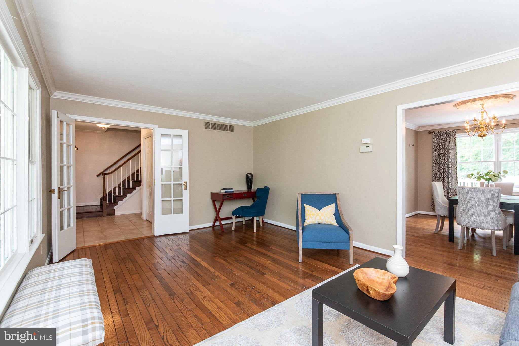 5602 Sweet Air Road Baldwin, MD 21013 - Photo 6 of 30 Living Room