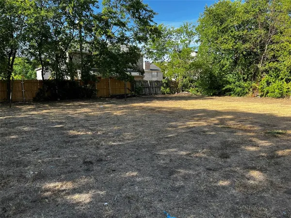 $1,450 | 214 East Little Street, Duncanville, TX 75137