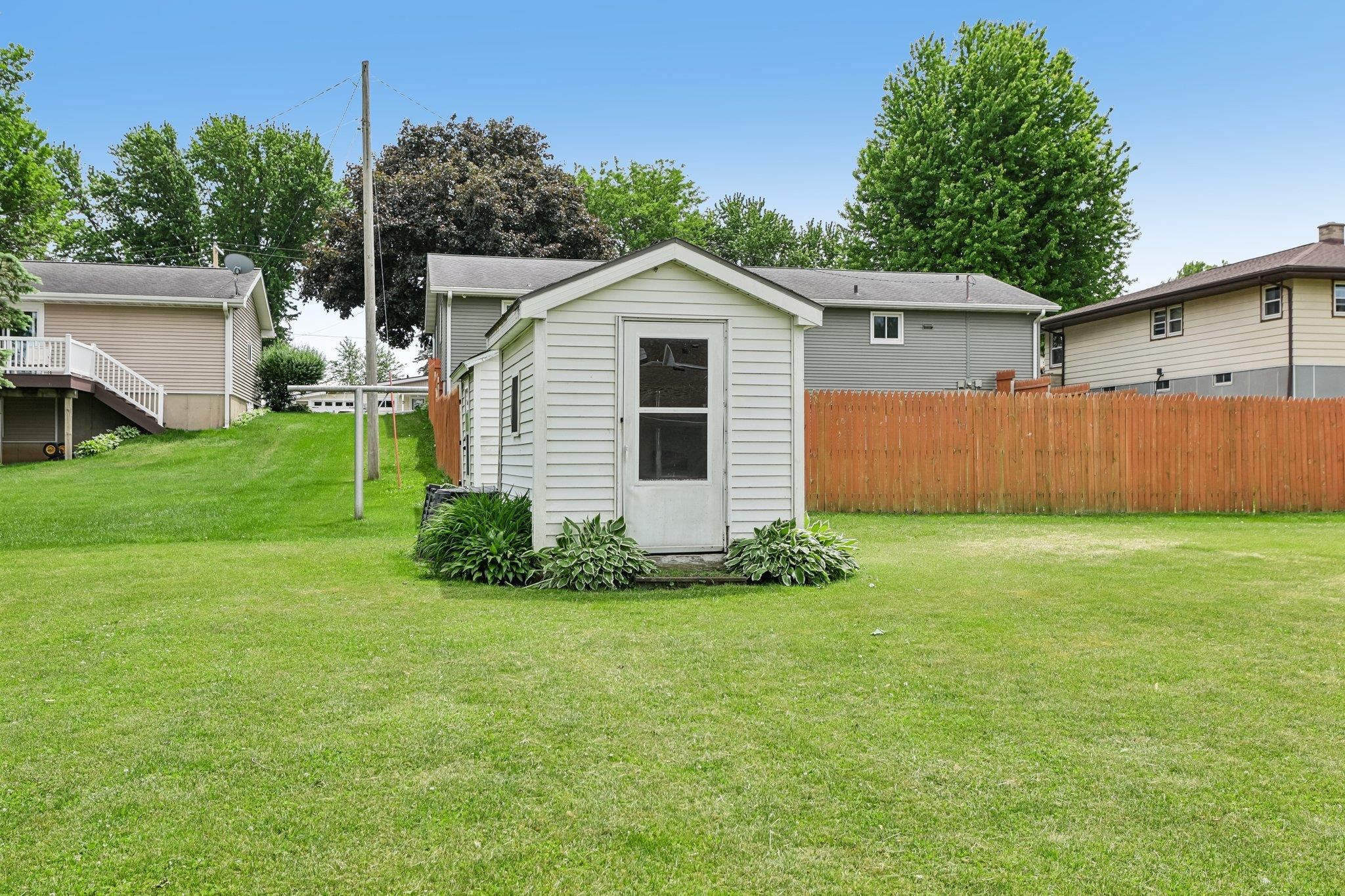 129 West Main Street Dane, WI 53529 - Photo 79 of 86